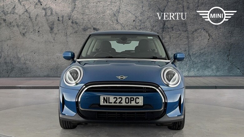 MINI Hatchback 1.5 Cooper Classic 3dr Auto Petrol Hatchback